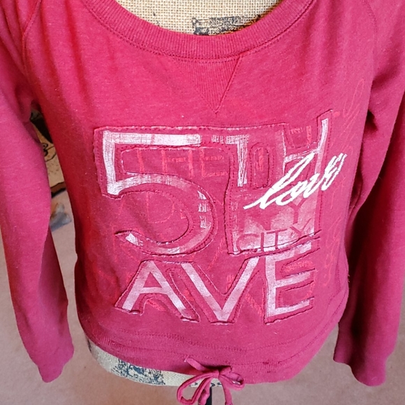 SO size Large red cropped sweatshirt - Picture 2 of 8